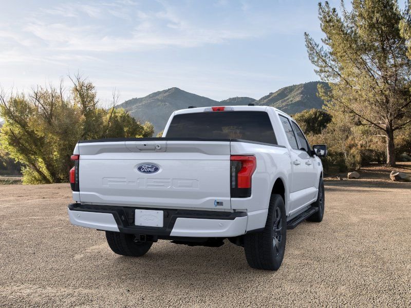 New 2025 Ford F150 Lightning Flash AWD/4WD image 8