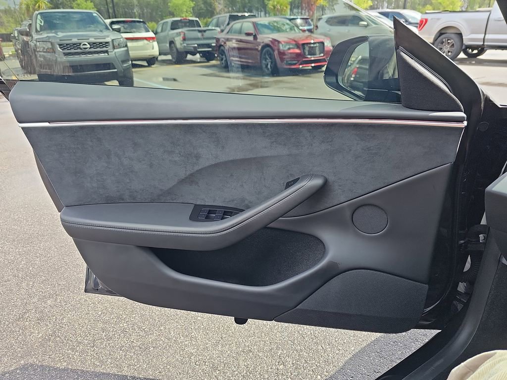 Used 2024 Tesla Model 3 Long Range image 31