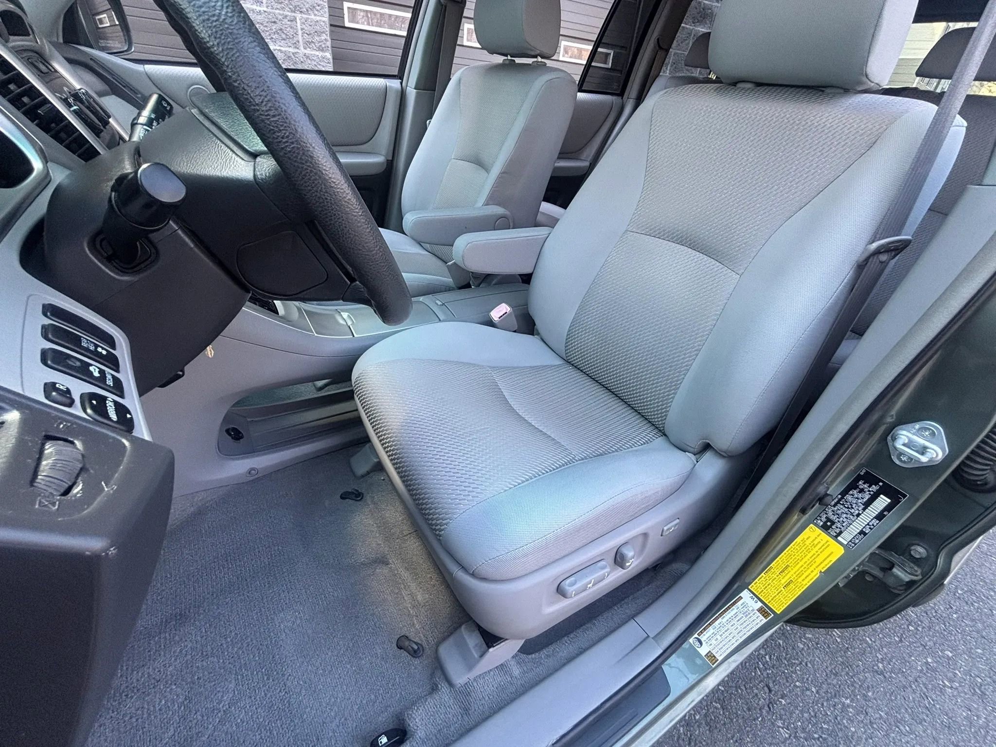Used 2007 Toyota Highlander Sport AWD/4WD image 21
