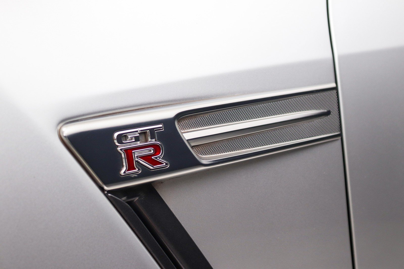 Used 2009 Nissan GT-R Premium AWD/4WD image 31