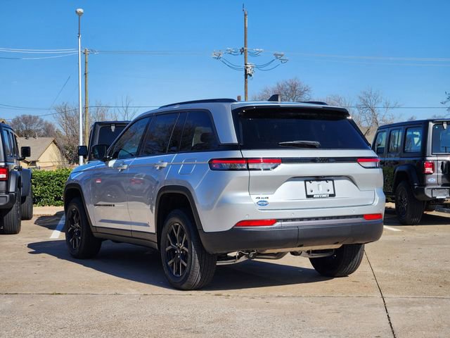 New 2026 Jeep Grand Cherokee Altitude AWD/4WD image 4