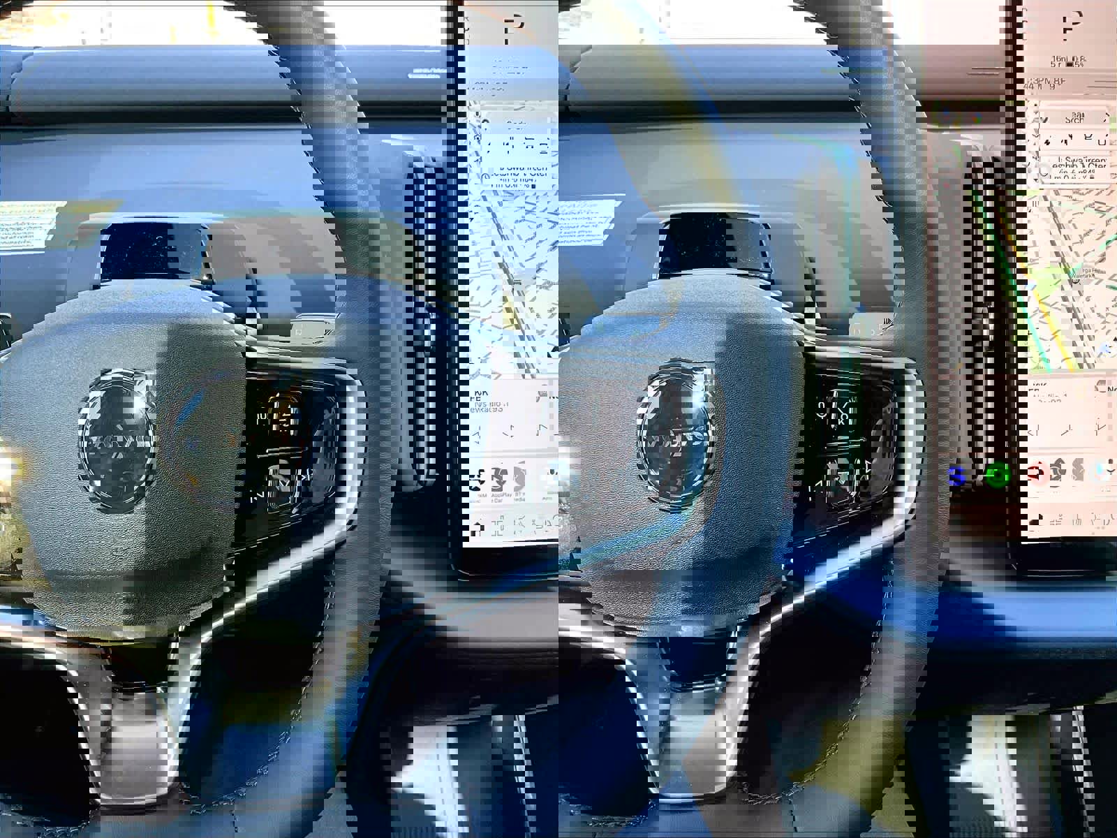 New 2026 Volvo EX30 Plus w/ Climate Package image 18