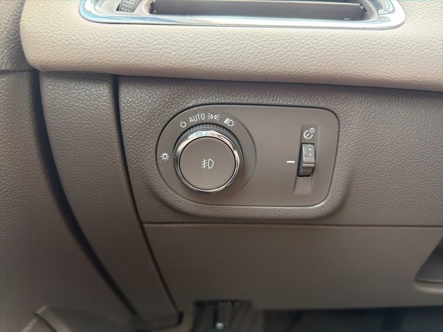 Used 2018 Chevrolet Cruze LT w/ Leather Package image 27