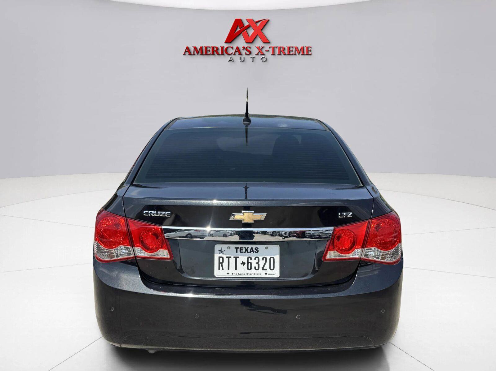 Used 2011 Chevrolet Cruze LTZ FWD image 5