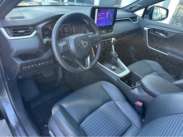 Used 2024 Toyota RAV4 XSE w/ Advanced Technology Package image 7