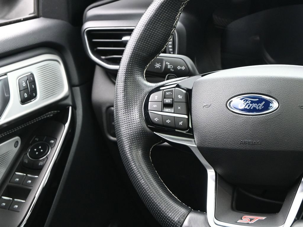 Used 2021 Ford Explorer ST w/ Equipment Group 401A image 31