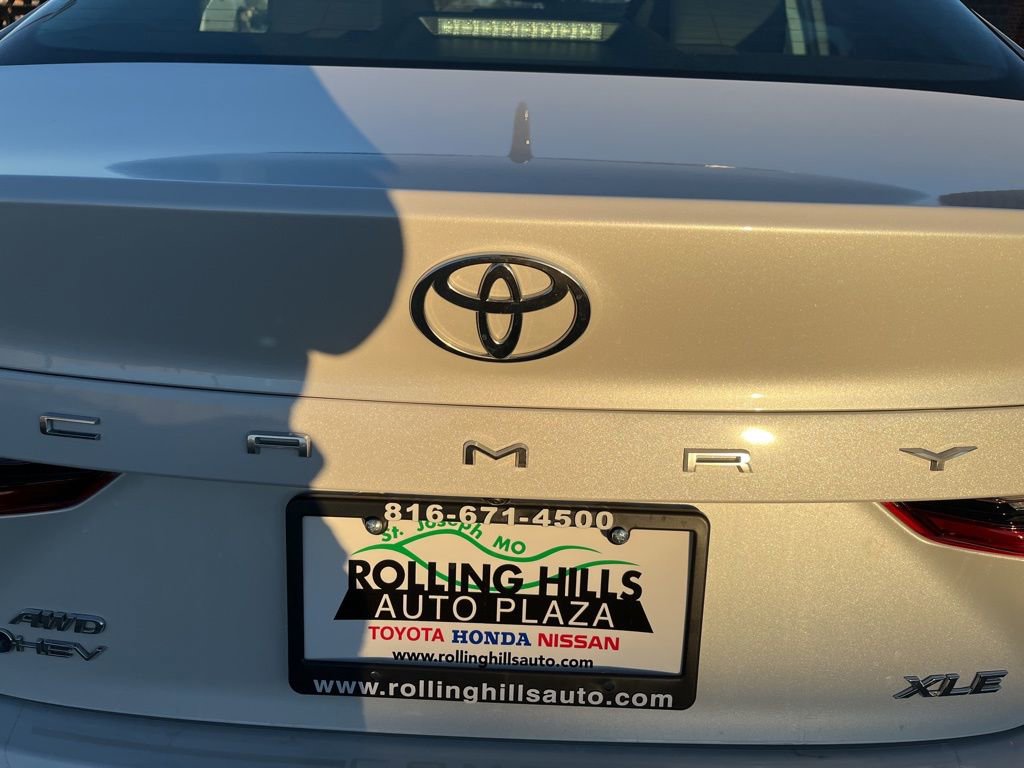 Used 2025 Toyota Camry XLE w/ Premium Package image 45