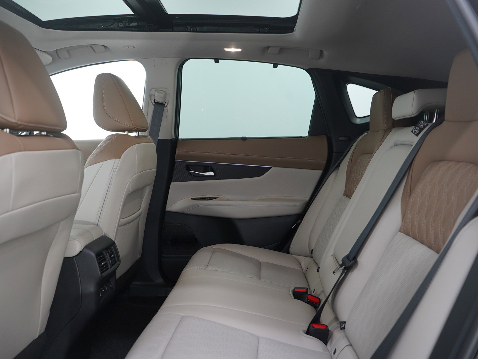 Used 2025 Nissan Murano Platinum w/ Cargo Package image 16