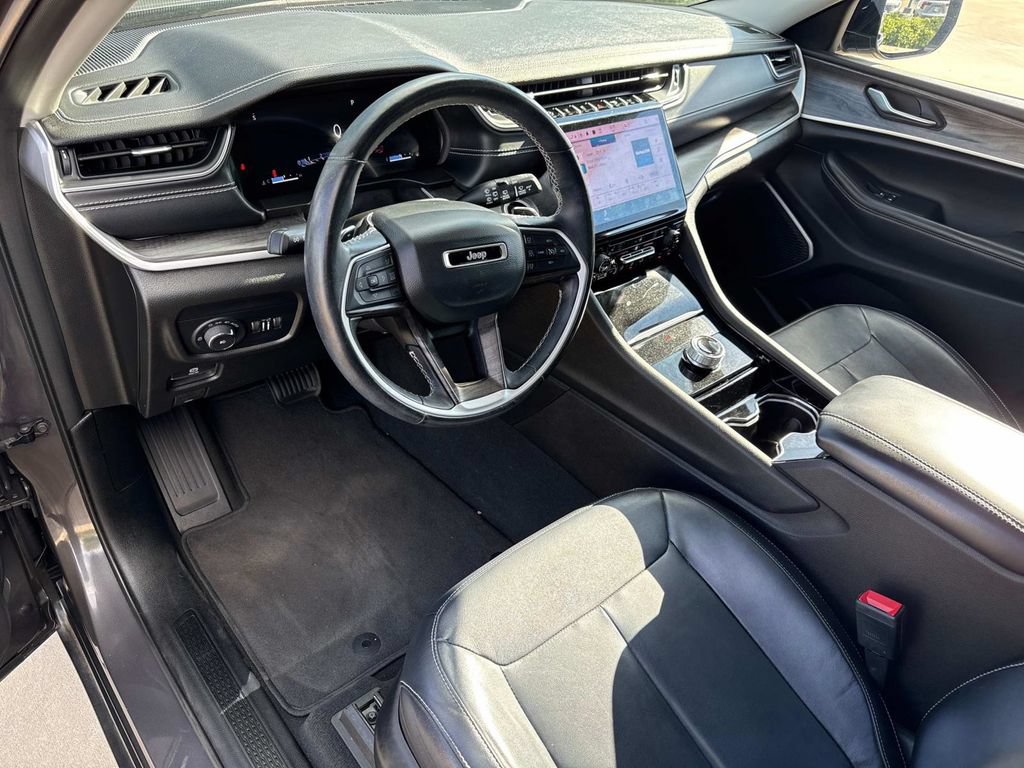 Used 2022 Jeep Grand Cherokee Limited RWD image 21