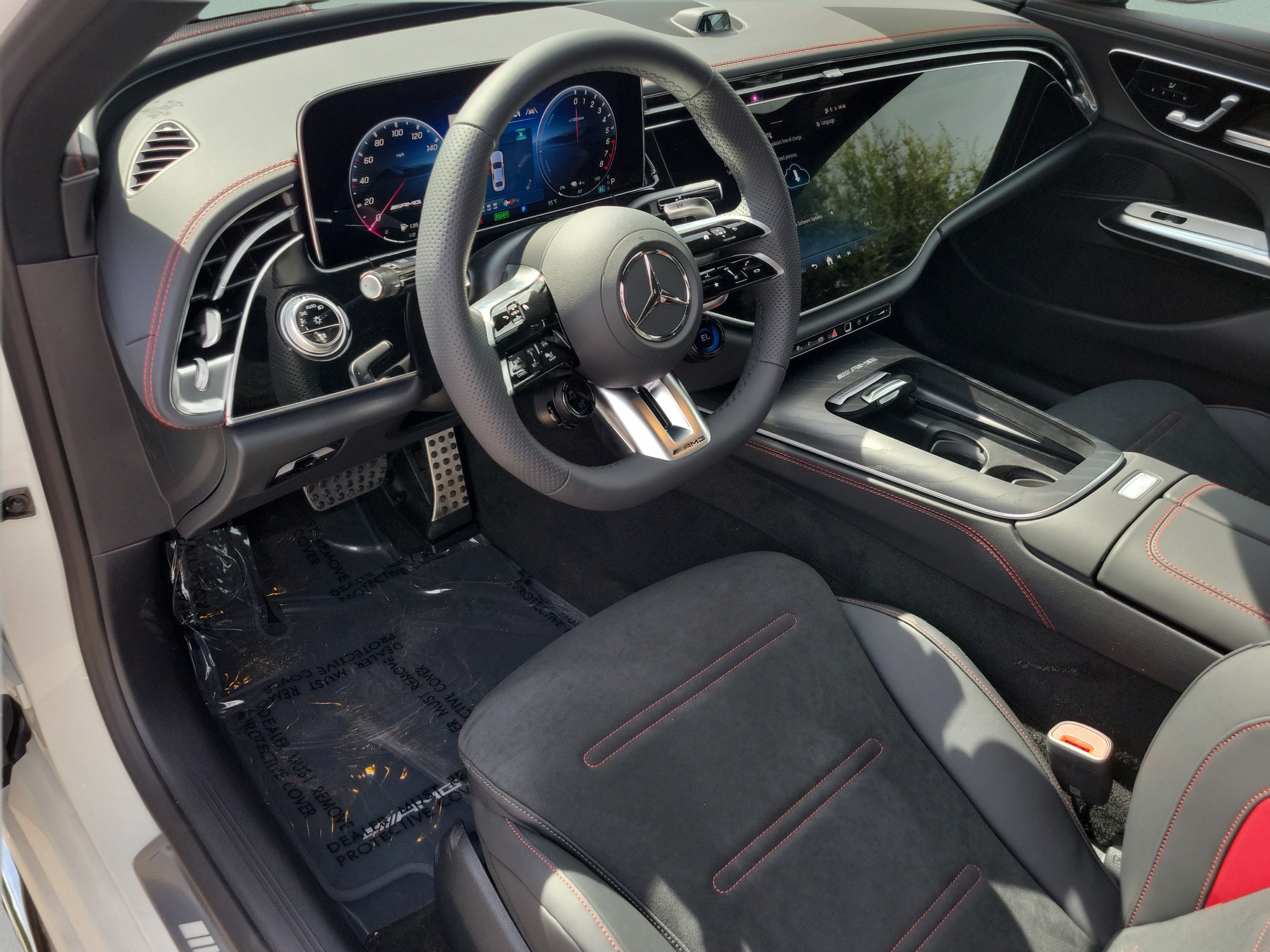 New 2026 Mercedes-Benz E 53 AMG e 4MATIC Sedan image 19