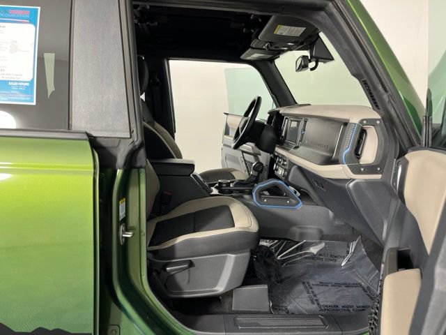 Used 2023 Ford Bronco Wildtrak AWD/4WD image 39