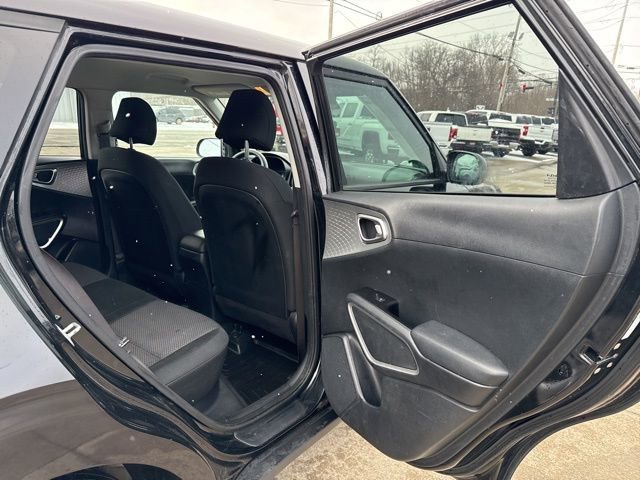 Used 2022 Kia Soul LX image 42