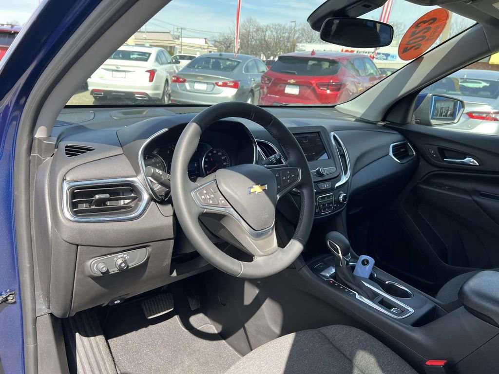Used 2023 Chevrolet Equinox LT AWD/4WD image 19