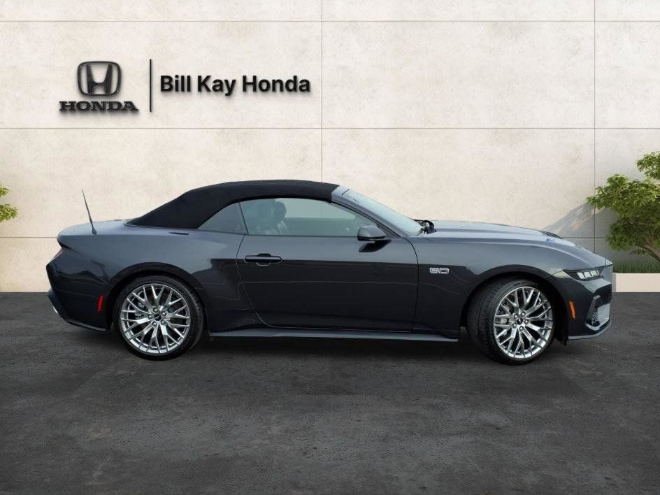 Used 2024 Ford Mustang GT Premium image 2