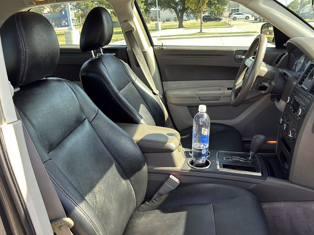 Used 2008 Chrysler 300 LX RWD image 41