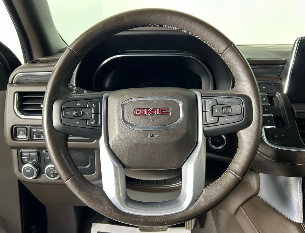 Used 2022 GMC Yukon SLT w/ SLT Premium Package image 25