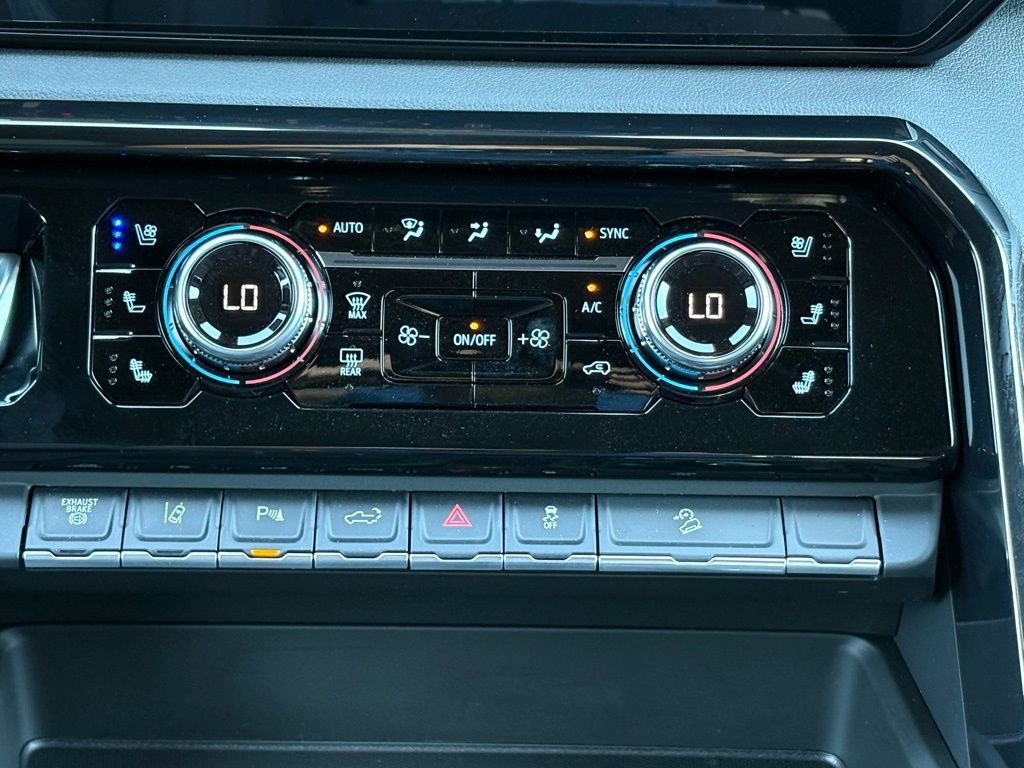 New 2026 GMC Sierra 2500 AT4 w/ AT4 Premium Plus Package image 35