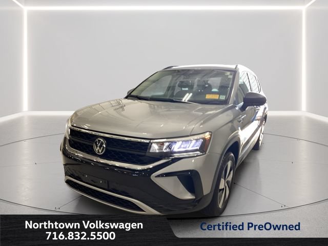 Certified 2024 Volkswagen Taos S AWD/4WD image 1