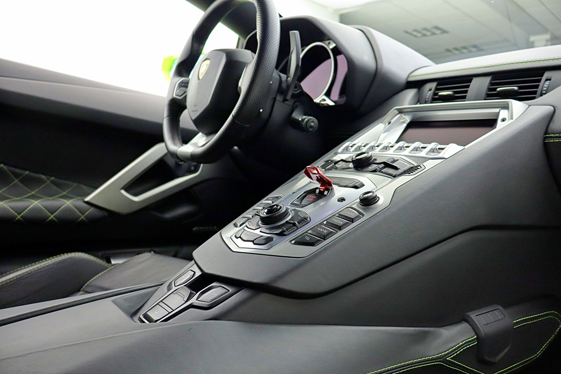 Used 2016 Lamborghini Aventador LP 700-4 image 38