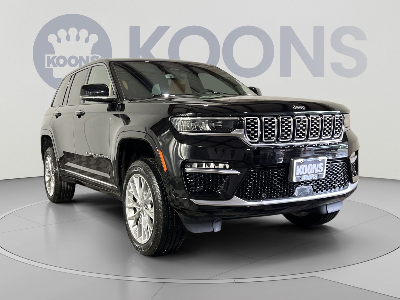 Used 2022 Jeep Grand Cherokee Summit AWD/4WD image 10