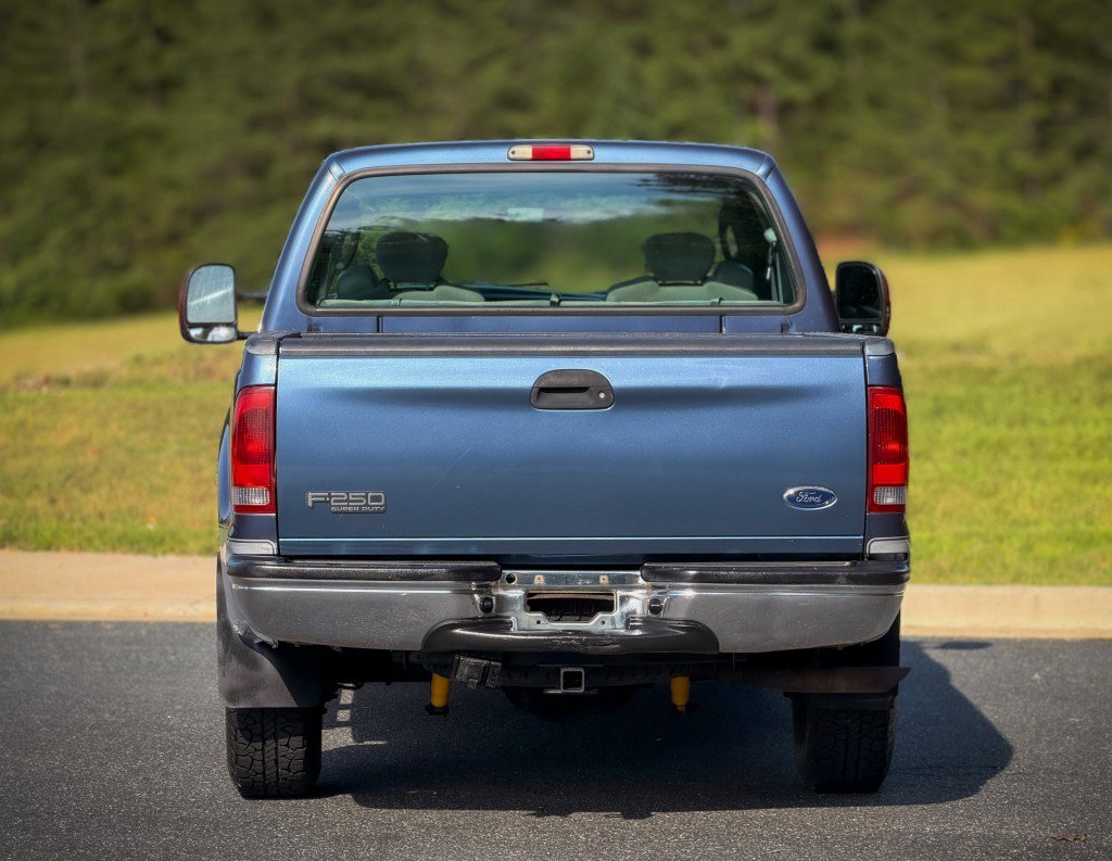Used 2004 Ford F250 XLT AWD/4WD image 10