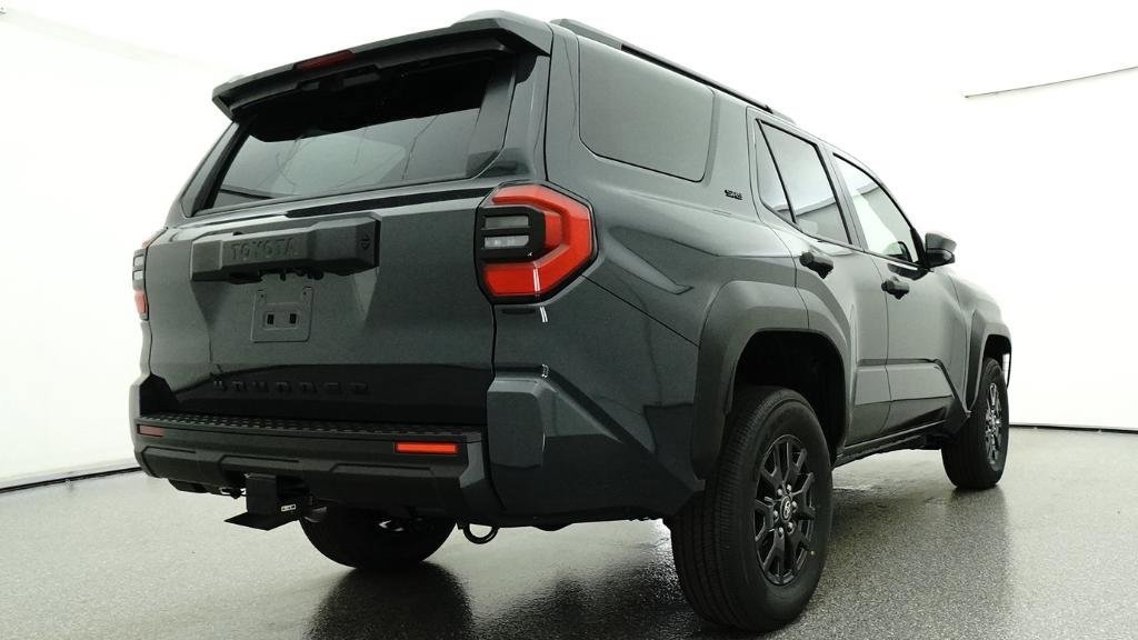 New 2026 Toyota 4Runner SR5 image 4
