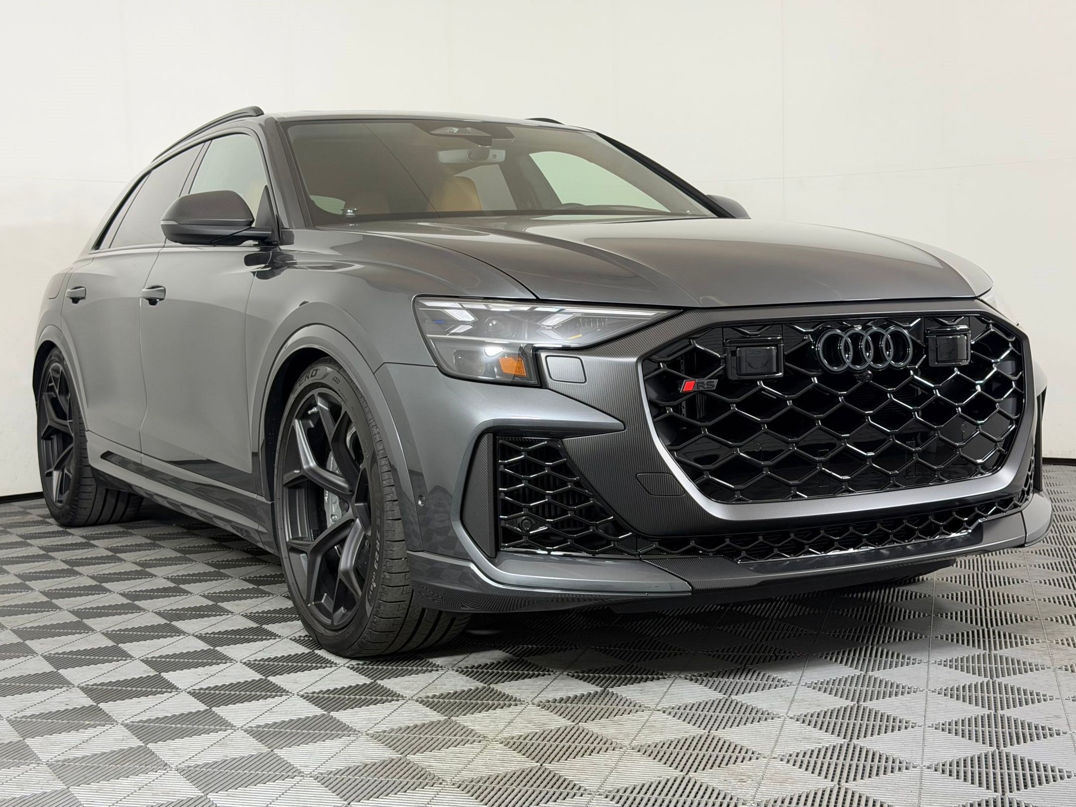 New 2027 Audi RS Q8 performance AWD/4WD image 7