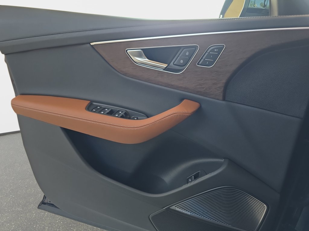 New 2026 Audi Q8 Prestige AWD/4WD image 25
