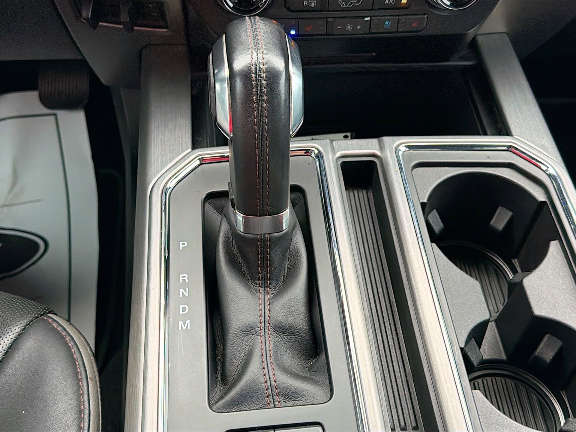 Used 2018 Ford F150 Platinum w/ Equipment Group 701A Luxury AWD/4WD image 21