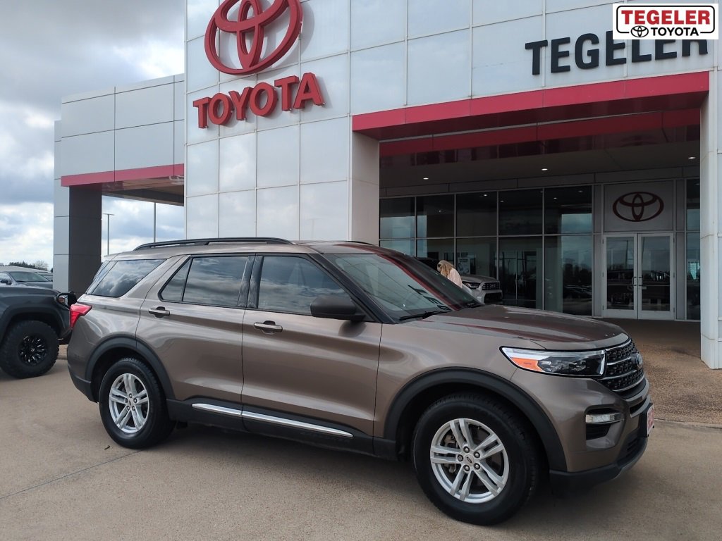 Used 2021 Ford Explorer XLT w/ Equipment Group 202A