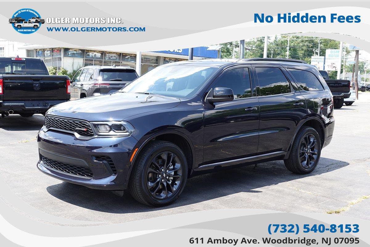 Used 2025 Dodge Durango GT w/ Blacktop Package AWD/4WD image 1