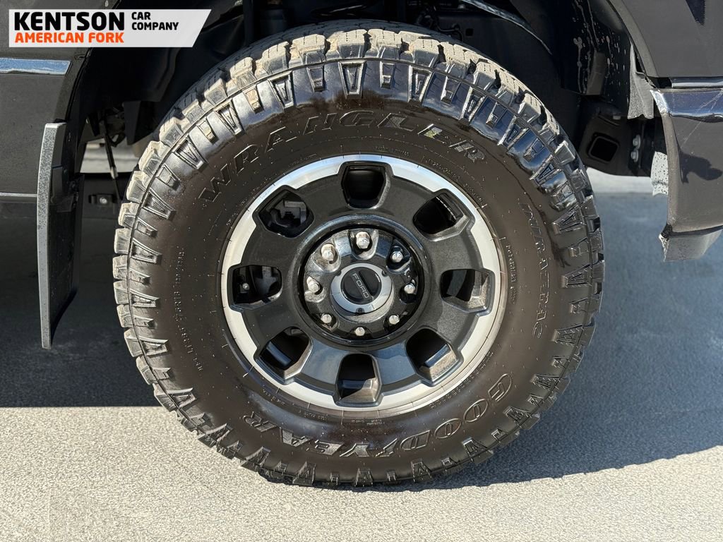 Used 2025 Ford F250 Platinum w/ Tremor Off-Road Package AWD/4WD image 16