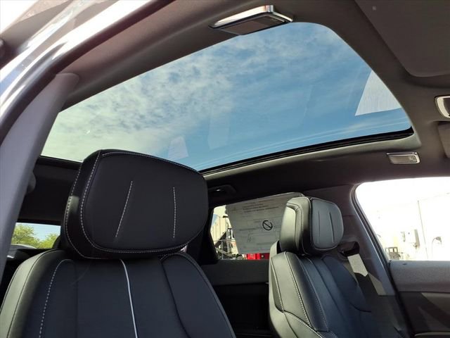 New 2026 Cadillac Optiq Sport 2 AWD/4WD image 23