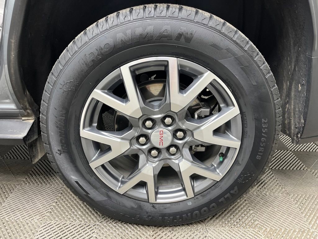 Used 2023 GMC Acadia SLT FWD image 31