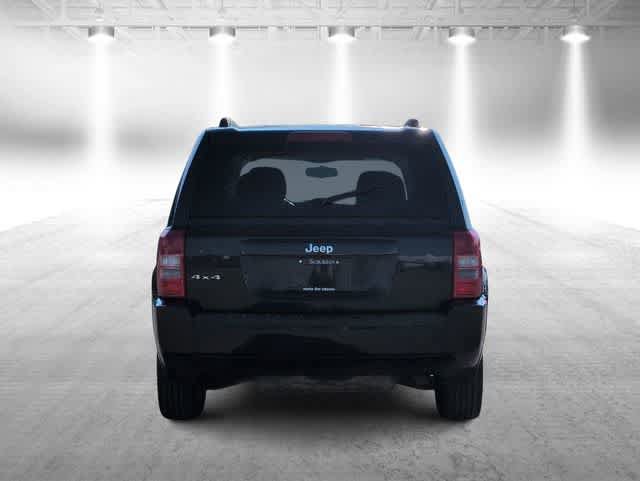 Used 2010 Jeep Patriot Sport AWD/4WD image 7