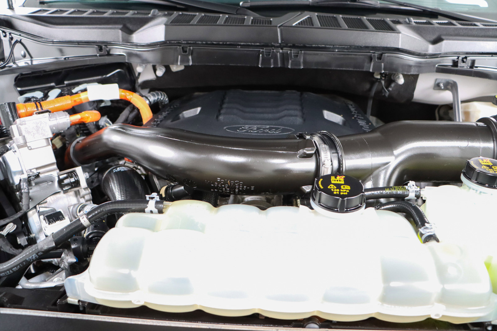 Used 2023 Ford F150 Lariat image 31