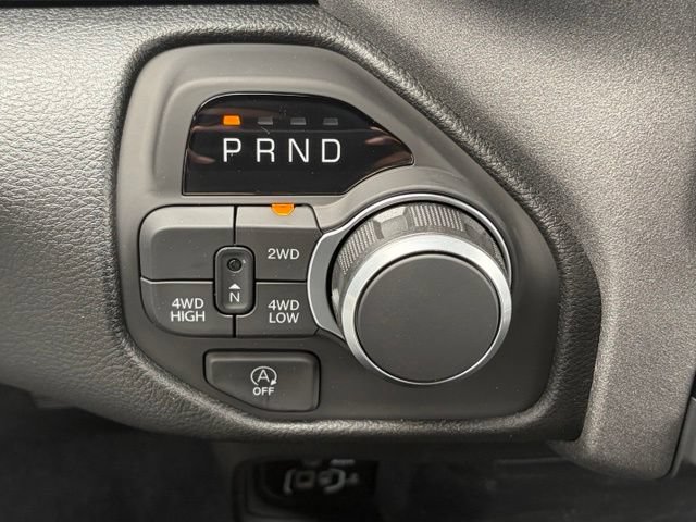 New 2026 RAM 1500 Express AWD/4WD image 24