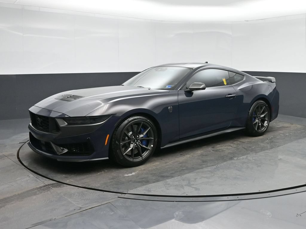 Used 2025 Ford Mustang Dark Horse RWD image 3