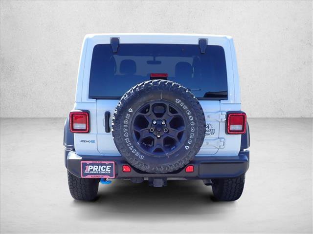 Used 2023 Jeep Wrangler Unlimited w/ Cold Weather Group AWD/4WD image 3