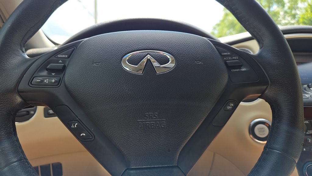 Used 2017 INFINITI QX50 AWD w/ Premium Package image 18