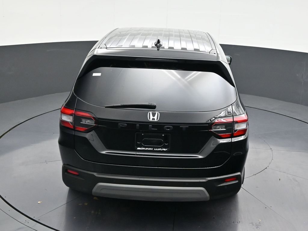 Used 2025 Honda Pilot EX-L image 14