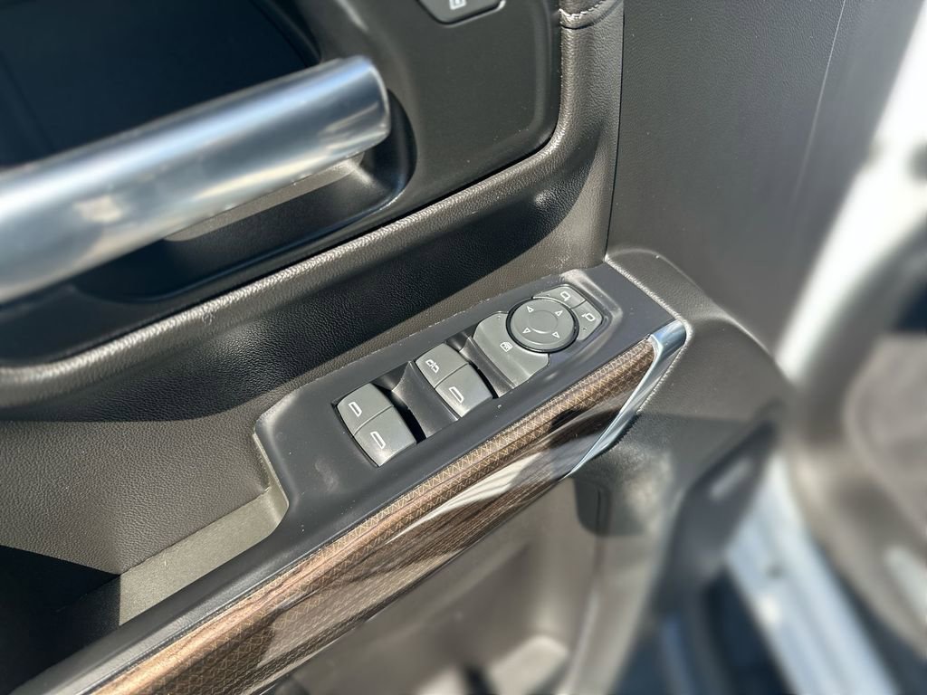Used 2019 Chevrolet Silverado 1500 RST w/ True North Edition AWD/4WD image 15
