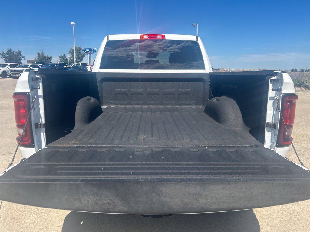 Used 2025 RAM 2500 Big Horn AWD/4WD image 5