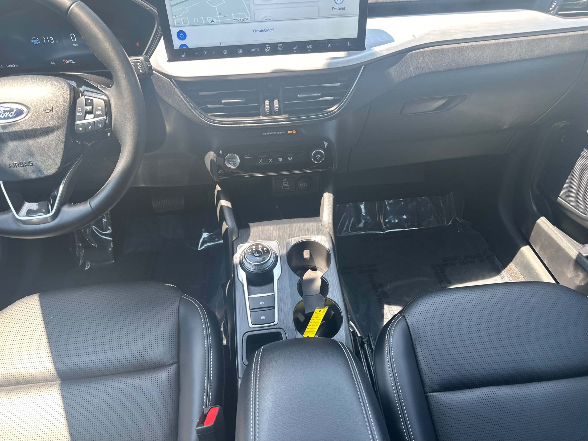 Used 2025 Ford Escape Platinum AWD/4WD image 18