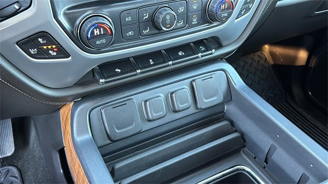 Used 2014 GMC Sierra 1500 SLT w/ Suspension Package, Off-Road image 20