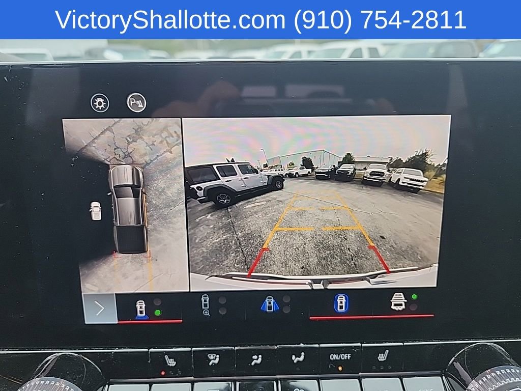 Used 2024 GMC Canyon Elevation w/ Elevation Premium Package image 5