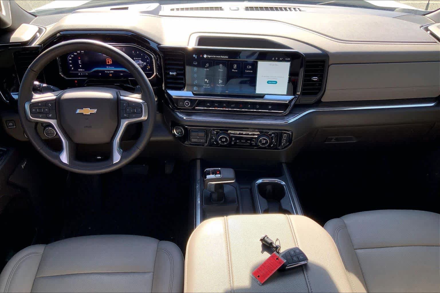 Used 2025 Chevrolet Silverado 1500 LTZ w/ LTZ Premium Package AWD/4WD image 15