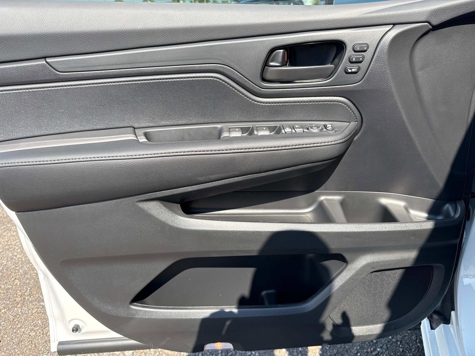New 2026 Honda Odyssey Sport-L image 17
