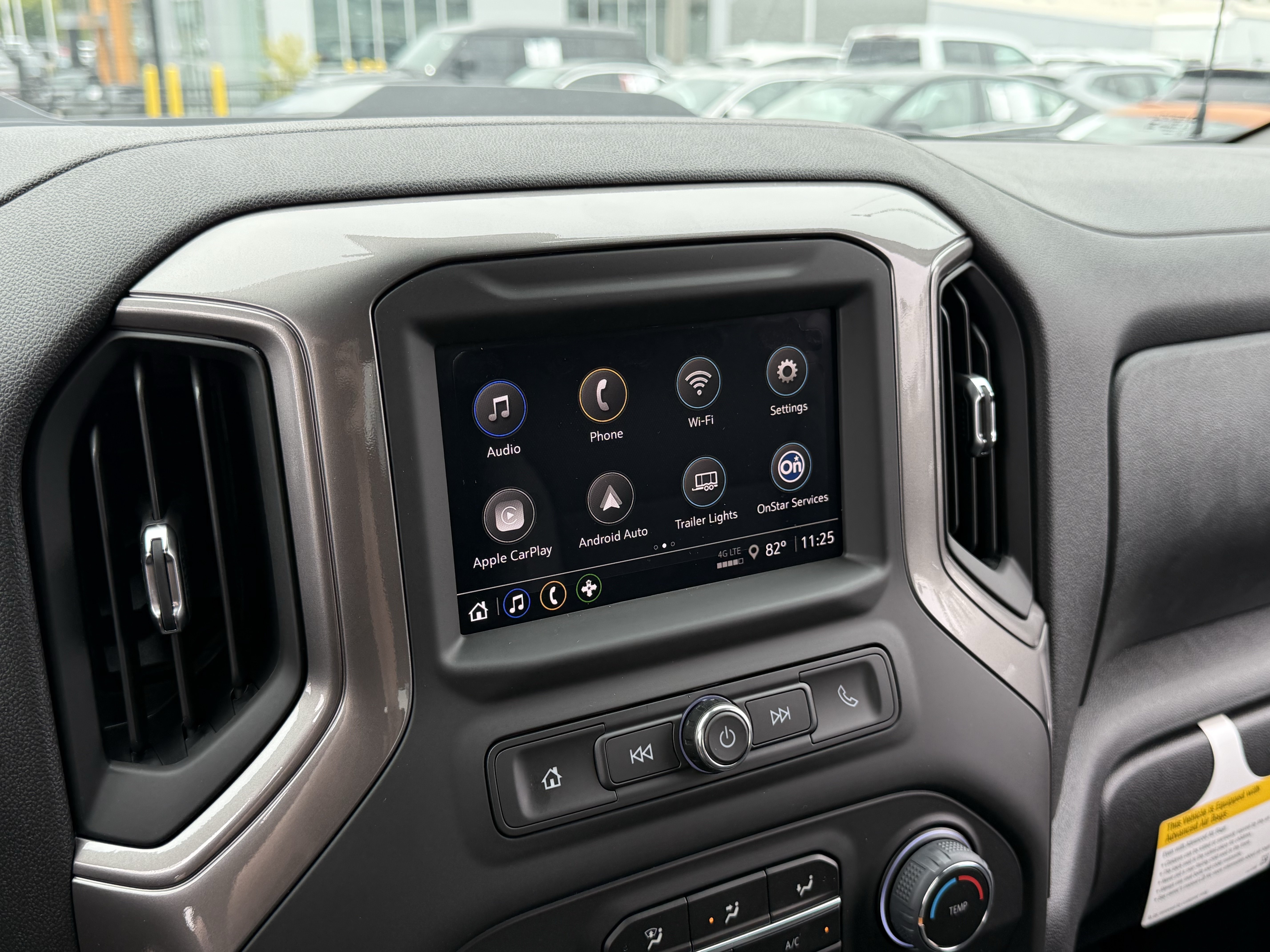 New 2026 Chevrolet Silverado 1500 Custom Trail Boss w/ Dark Appearance Package AWD/4WD image 17