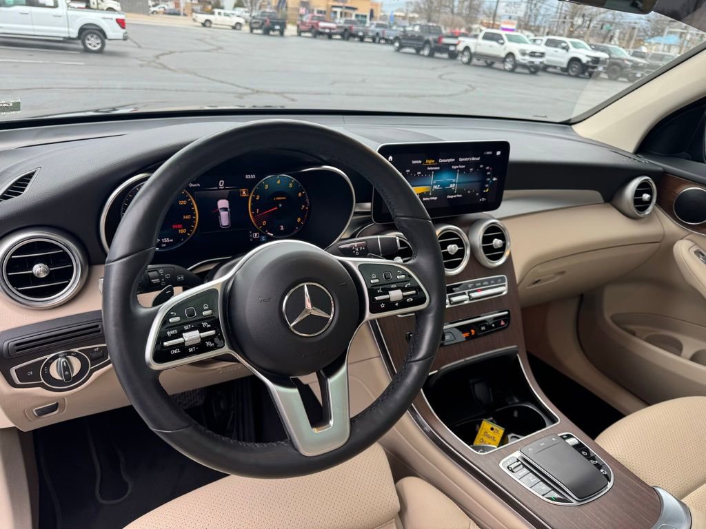 Used 2022 Mercedes-Benz GLC 300 4MATIC w/ Premium Package Lite image 8